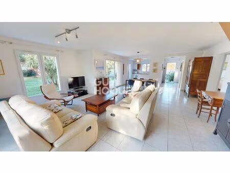 nouveaute - maison familiale à vendre à la rémigeasse- 4 chambres et à 500m de la plage !