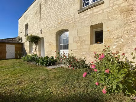 location meublée maison 3 pièces 74 m² à les ulmes (49700)  690 €