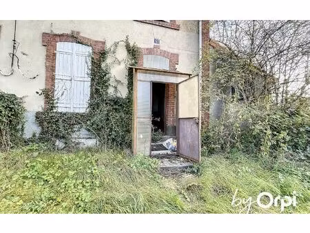 maison saint-éloy-les-mines m² t-3 à vendre  18 000 €