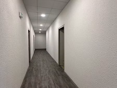 location locaux professionnels 0 pièces 200 m² à bétheny (51450)  1 667 €