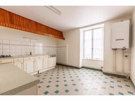vente appartement 4 pièces 106 m2 à saint-amant-tallende