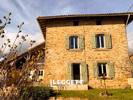 maison 6 pièce(s)  cussac