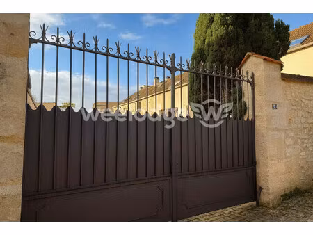 grande maison en pierre