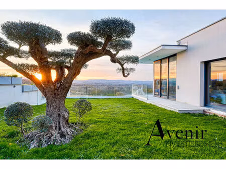 maison limonest 7 pièces 235 m2 - sous sol 220 m2 - piscine