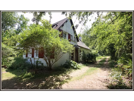 maison à vendre 6p  180m²  garage  etang  vue sur vallée  4 chambres  grand salon