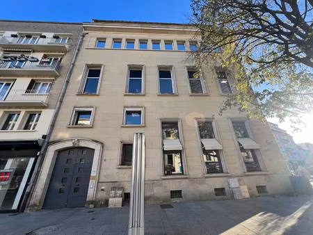 local commercial à louer