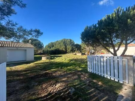 vente terrain à saint-hilaire-de-riez (85270) : à vendre / saint-hilaire-de-riez