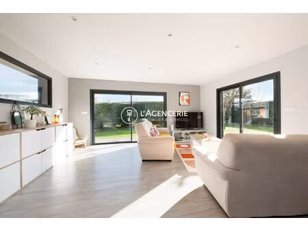 maison - 140 m2 avec garage