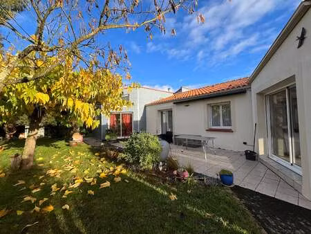 vente maison à l'herbergement (85260) : à vendre / 161m² l'herbergement