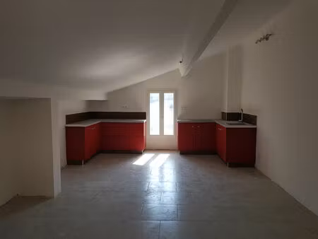 appartement duplex gonfaron 2 pièce(s) 31 m2