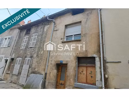 vente maison 5 pièces 100 m² à poligny (39800)  75 000 €