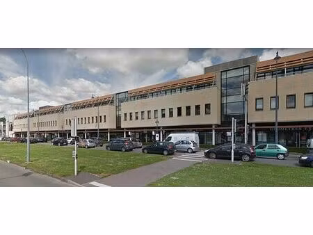 location bureau arras 1 045 m²