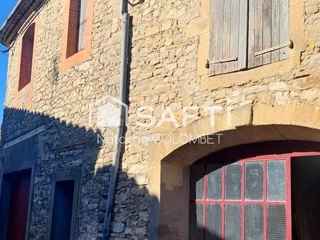 bâtisse à fort potentiel avec terrasse tropézienne