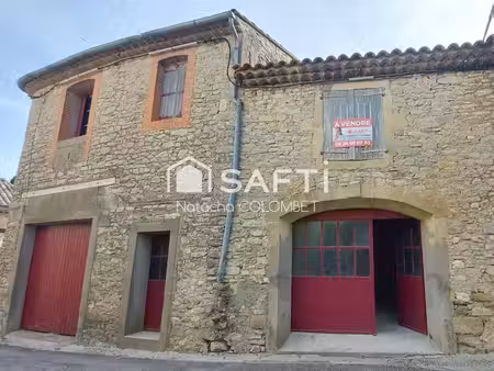 fort potentiel de réhabilitation avec terrasse tropézienne