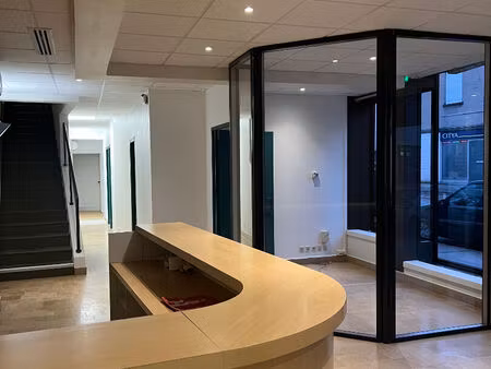 immeuble de bureaux en plein centre ville