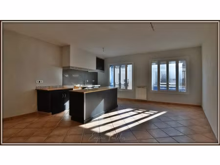 vente maison 6 pièces 137 m² à roujan (34320)  174 000 €