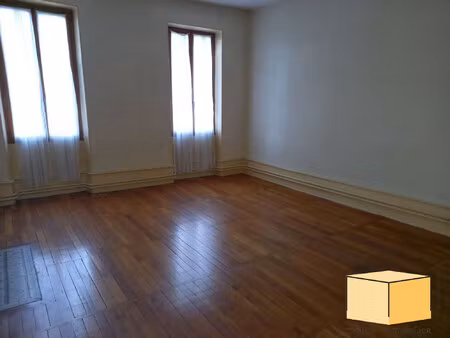 location appartement 3 pièces 124m² belley 01300