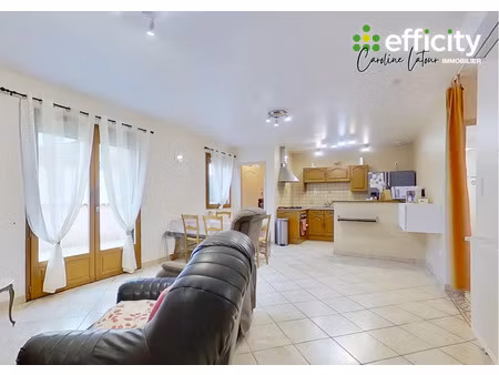 maison 3 pièces - 79 m²
