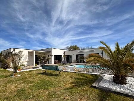 achat immeuble 120m² aire sur l adour 40800