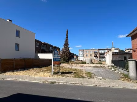 open bebouwing op een rustige locatie