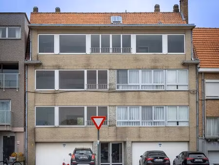 te renoveren appartement met één slaapkamer