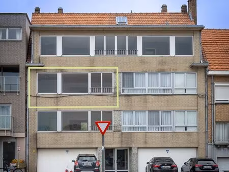 te renoveren appartement met twee slaapkamers