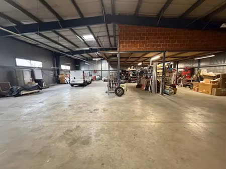 local d'activite - entrepot a louer