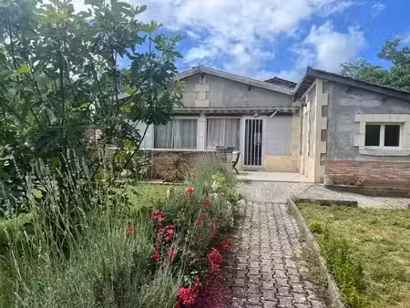 vente maison 5 pièces 141 m² à vertheuil (33180)  199 000 €