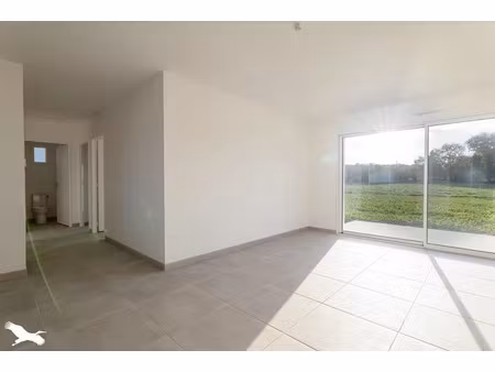 vente maison 4 pièces 83 m² à port-d'envaux (17350)  249 900 €