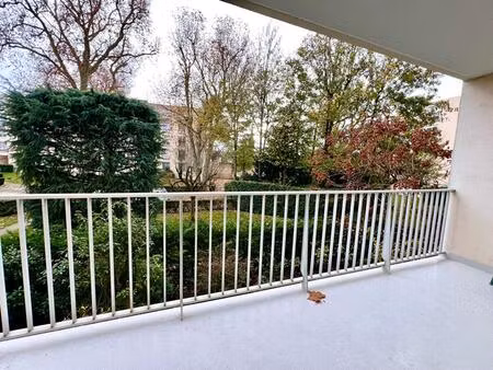 vendome centre ville 91m2 - grand balcon - garage - ascenseur - 2 chambres