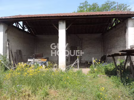 proche podensac hangar à transformer en habitation