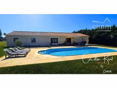 maison contemporaine avec piscine