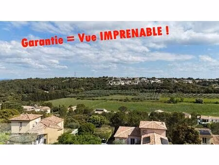 atypique residence nichée sur les hauteurs d'un village réputé à proximité de nimes !