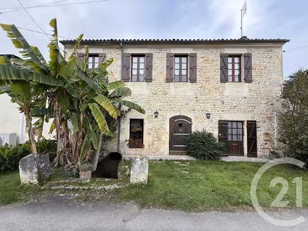 vente maison 7 pièces 229.37 m² à grandjean (17350)  369 300 €