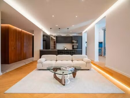 vente appartement 3 pièces 101m2 marseille 8eme (13008) - 615000 € - surface privée