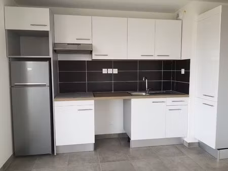 location appartement 3 pièces 63 m² à eaunes (31600)