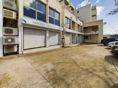 vente local d'activités 254m2 ajaccio 20000 - 270000 € - surface privée