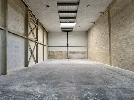 locaux neufs a louer