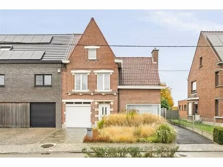 huis te koop in oostnieuwkerke met 4 slaapkamers