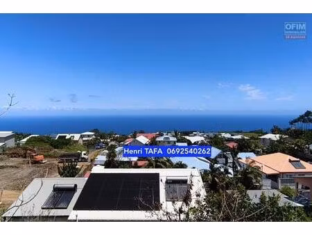 terrain constructible de 366 m2 avec vue mer et montagne