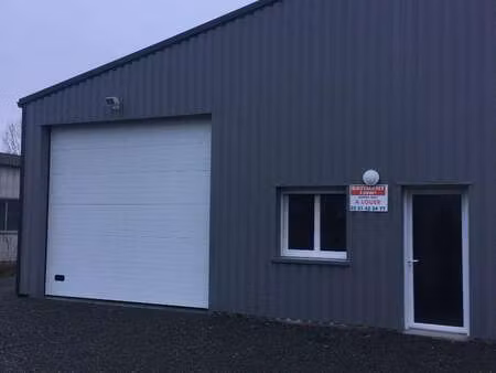 location bureaux et commerces à chavagnes-en-paillers (85250) : à louer / 150m² chavagnes-