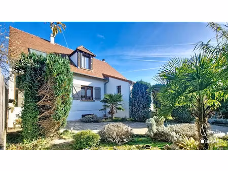 vente maison 7 pièces 156 m² à sainte-genevieve-des-bois (91700)  430 000 €