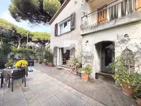 vente maison 6 pièces 123 m² à hyeres (83400)  625 000 €