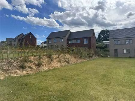 maison neuve énergétiquement performante sur 7a70ca à 4 km d