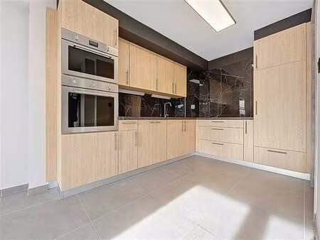 option - superbe duplex dans beau quartier