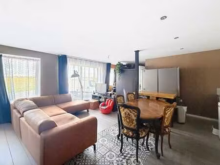 appartement au rez-de-chaussée avec emplacement de parking