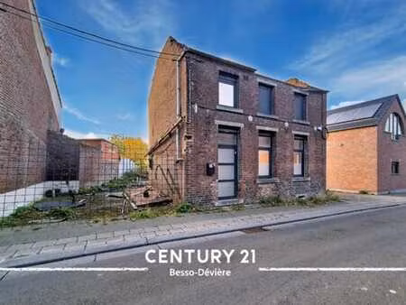 maison d'habitation à rénover entièrement