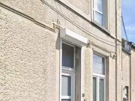 maison d'habitation avec dépendances et jardin