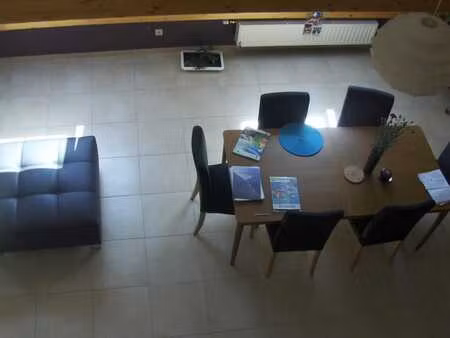 appartement à louer 95m2 très ensoleillé beaux volumes