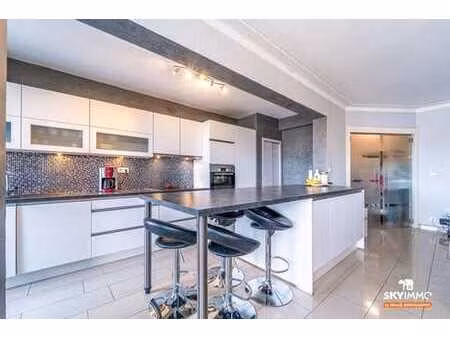 appartement -2ch - balcon - peb b - liege - idealement situe